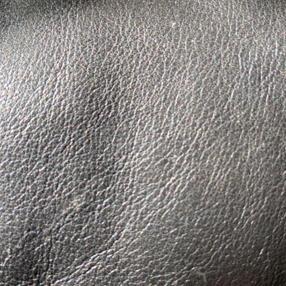 Genuine leather non branded portfolio - Picture 15 of 16